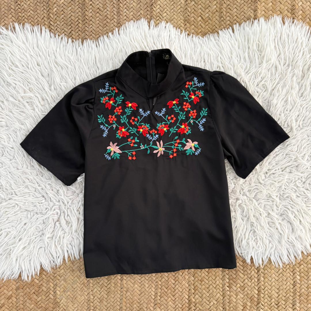 شومیز گلدوزی کدمحصول 2252