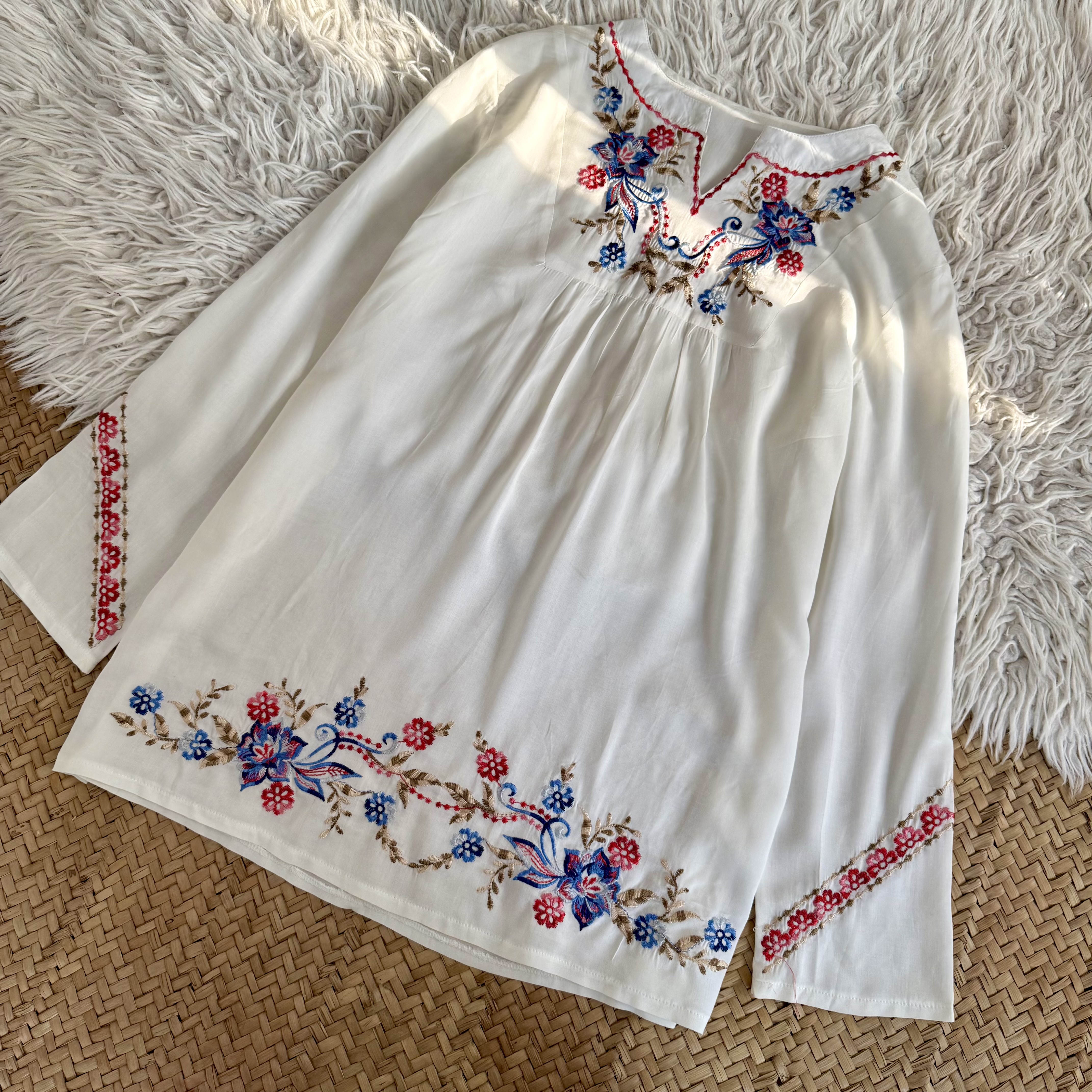 شومیز گلدوزی کدمحصول 2196